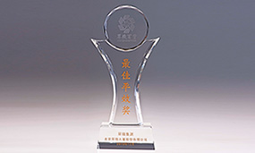 2010年朗姿被北京翠微大廈評為最佳平效獎